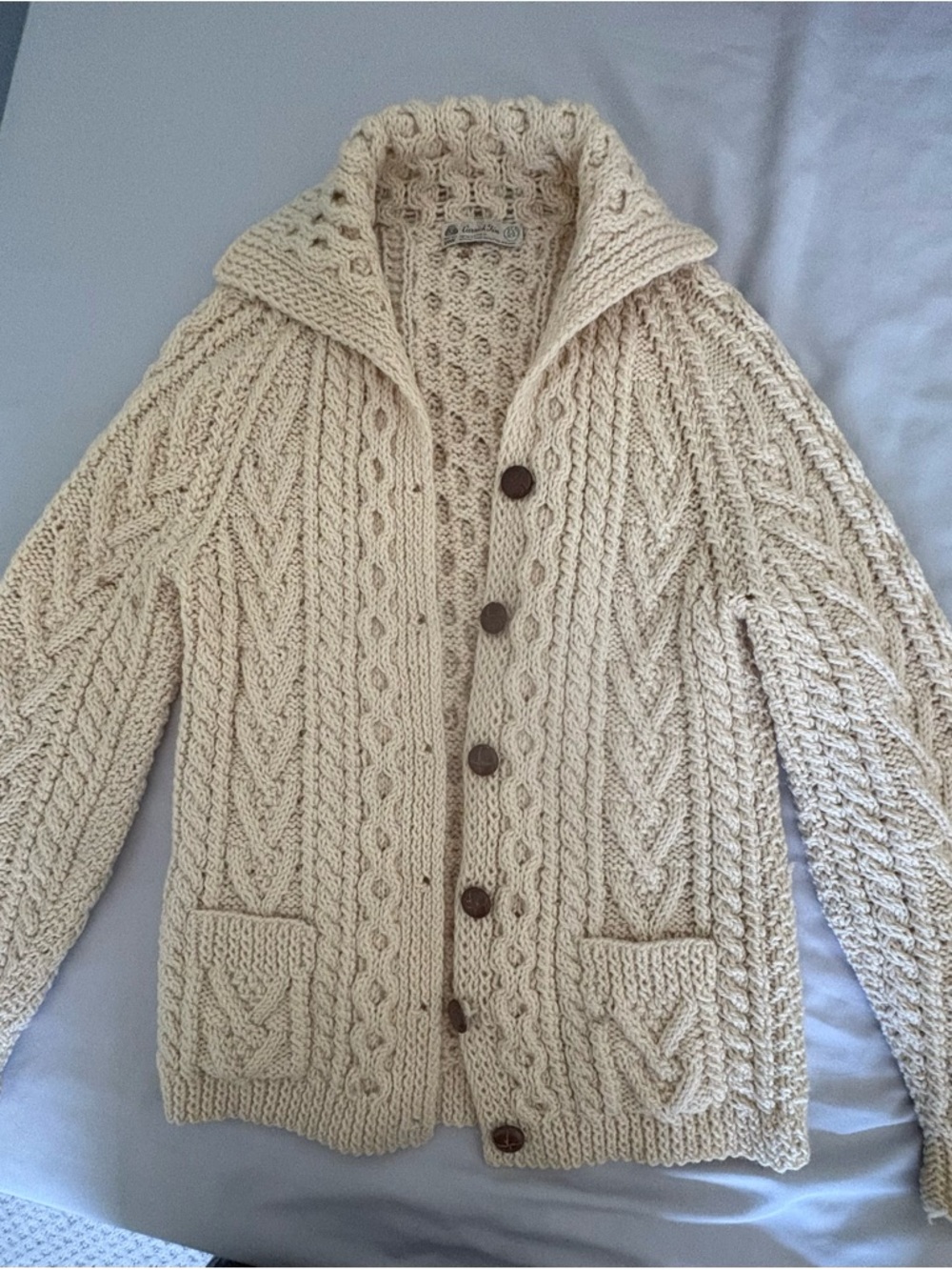 ☘️ VINTAGE Carrick Fin Handknitted Donegal Irish Aran Wool Cardigan M/L Shawl